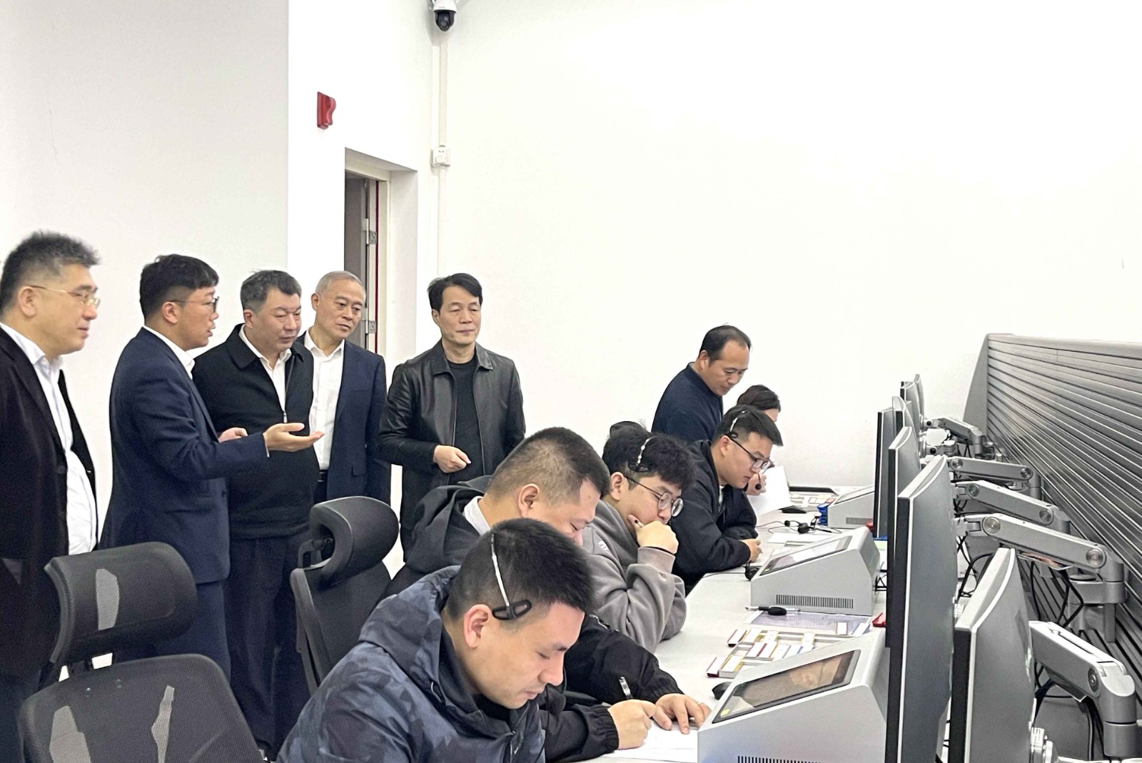 1680495827496807.jpg a4894a820d6414fb3a652bae83239dc.jpg