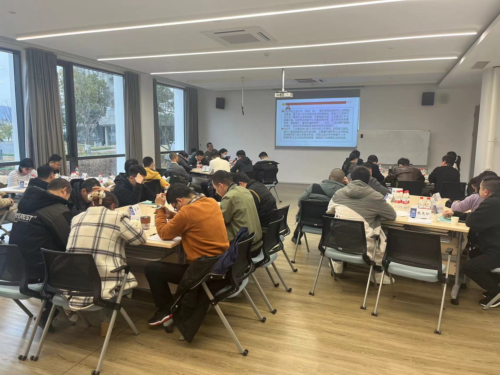 1710818763766846.jpg 715e69f77f8eb771310adac407c8fe4.jpg