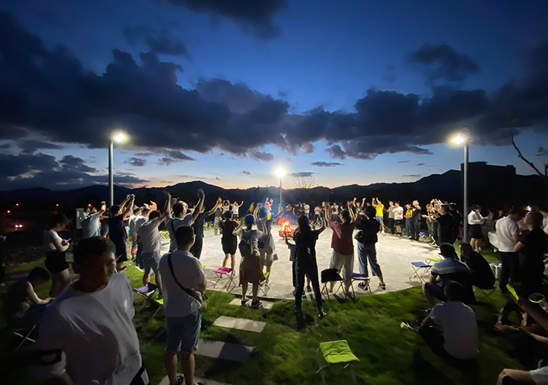 職工(gōng)療休養